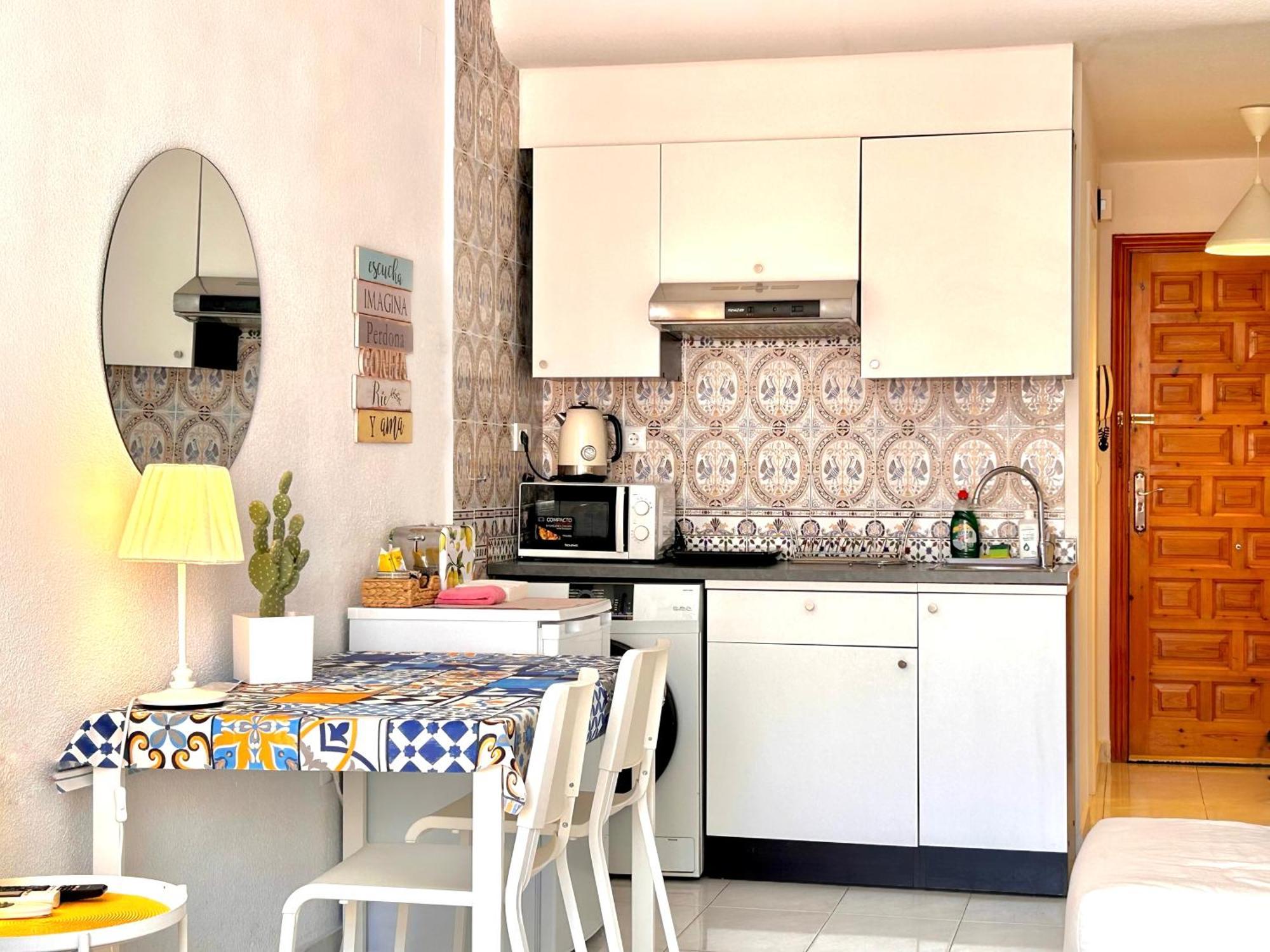 White Studio Torrevieja Exterior photo